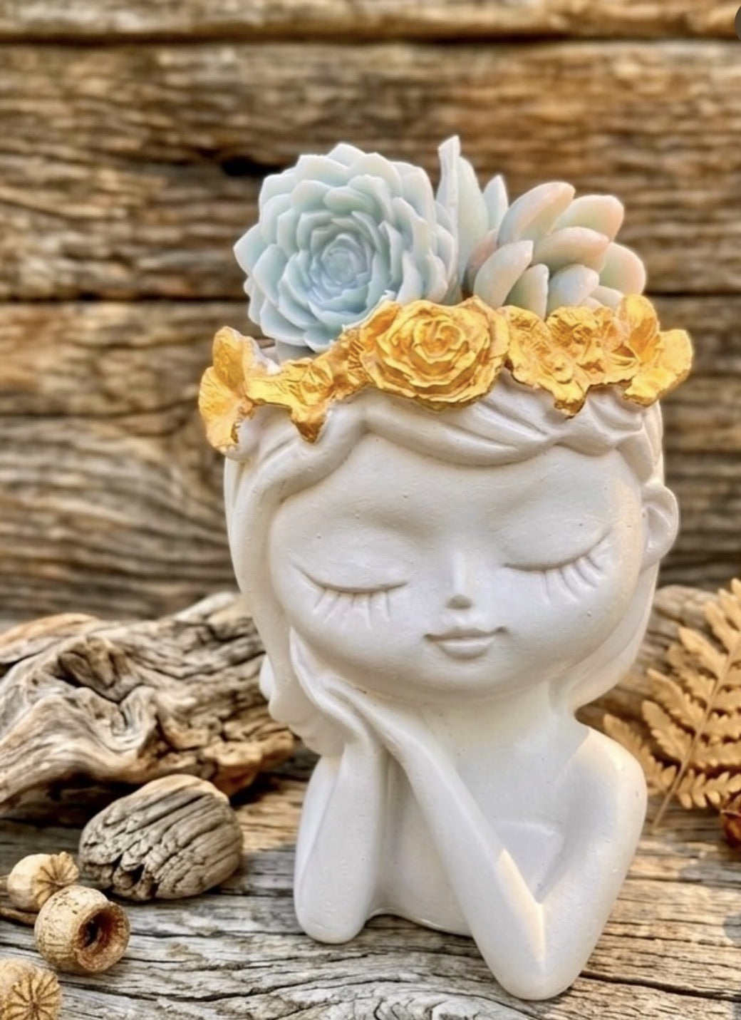 Serene Muse Floral Candle