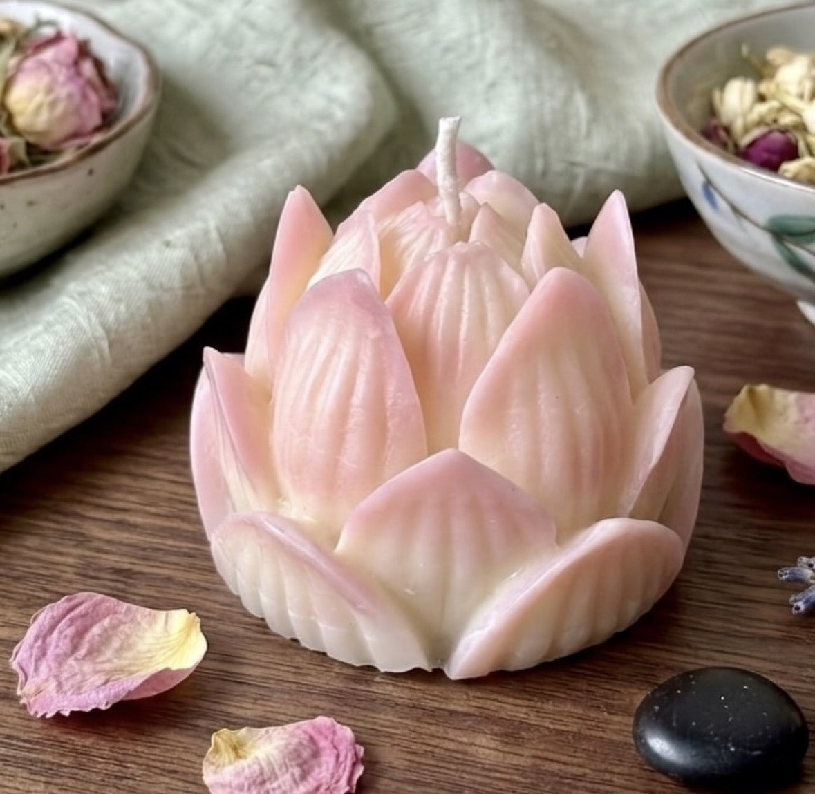 Lotus Calm Candle